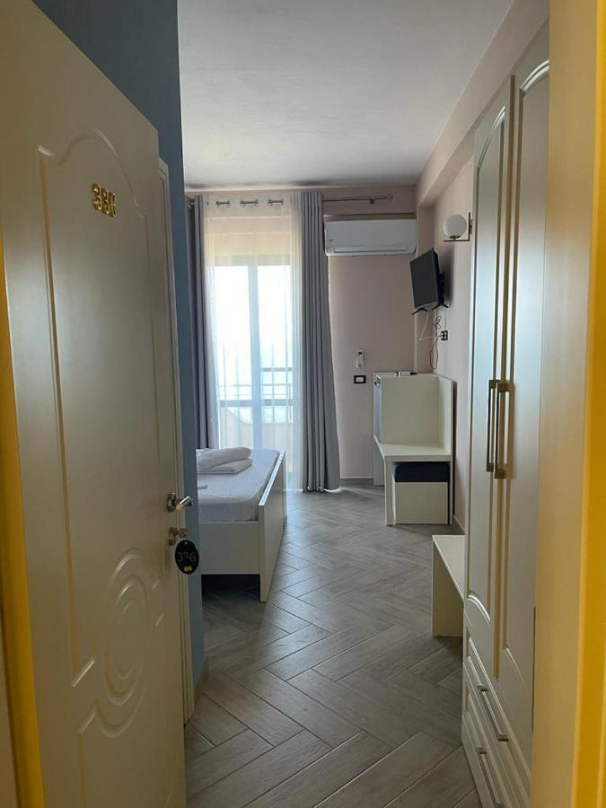 Hotel Ferrara Durrës 외부 사진